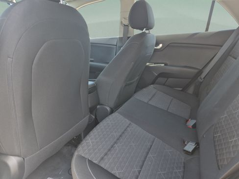 Used 2022 Kia Rio S FWD image 15
