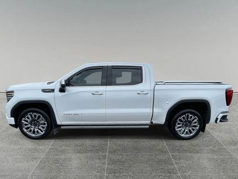 Used 2023 GMC Sierra 1500 Denali Ultimate image 2