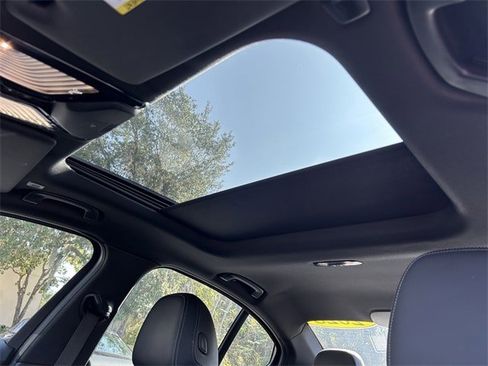 Used 2023 BMW 330i 330i image 22