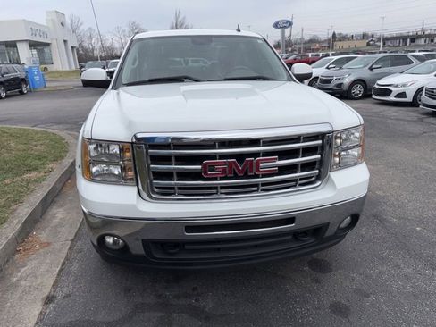 Used 2011 GMC Sierra 1500 SLT w/ SLT Convenience Package image 9