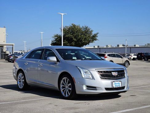 Used 2017 Cadillac XTS Luxury w/ Driver Awareness Package image 3
