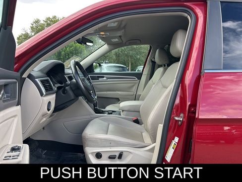 Used 2019 Volkswagen Atlas SE w/ Towing Package image 9