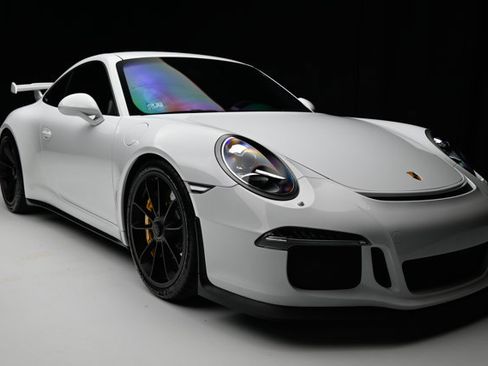 Used 2015 Porsche 911 GT3 image 32