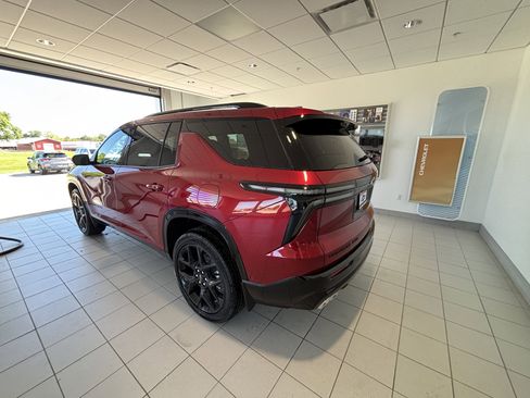 New 2026 Chevrolet Traverse RS AWD/4WD image 3