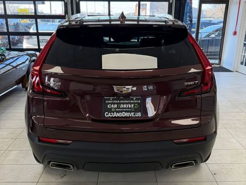 Used 2023 Cadillac XT4 Luxury w/ Cold Weather Package FWD image 5