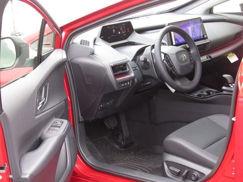 New 2026 Toyota Prius XSE image 10