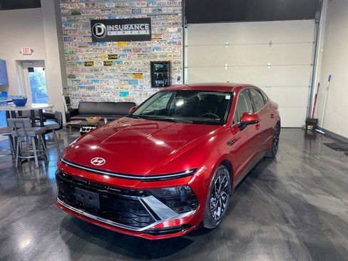 Used 2025 Hyundai Sonata SEL FWD image 5