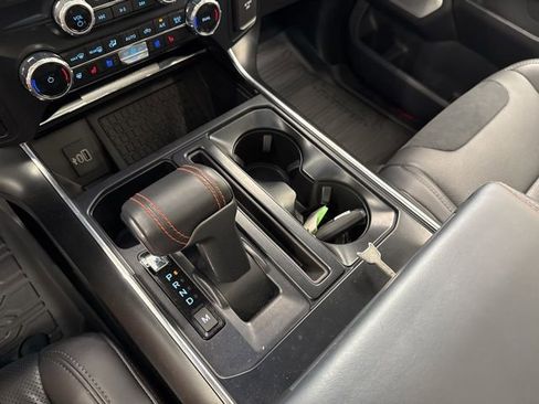 Used 2025 Ford F150 Raptor AWD/4WD image 32