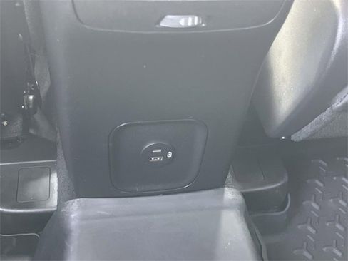 Used 2022 Ford Bronco Sport Big Bend image 17