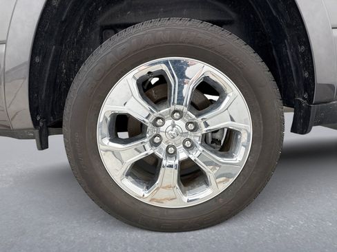 Used 2025 RAM 1500 Big Horn AWD/4WD image 12