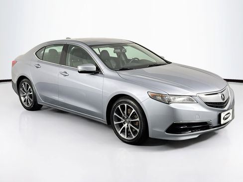 Used 2016 Acura TLX V6 image 2