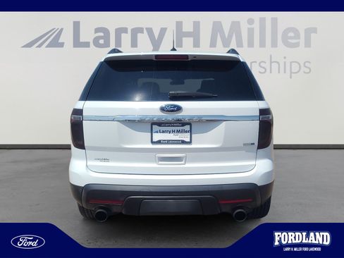 Used 2013 Ford Explorer 4WD w/ Class III Trailer Tow Pkg image 4