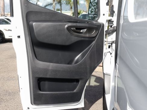 Used 2020 Mercedes-Benz Sprinter 3500 w/ Driver Convenience Package image 13