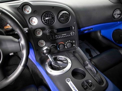 Used 2006 Dodge Viper SRT-10 w/ VOI9 Edition image 19