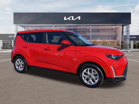 Certified 2023 Kia Soul LX w/ LX Technology Package image 1