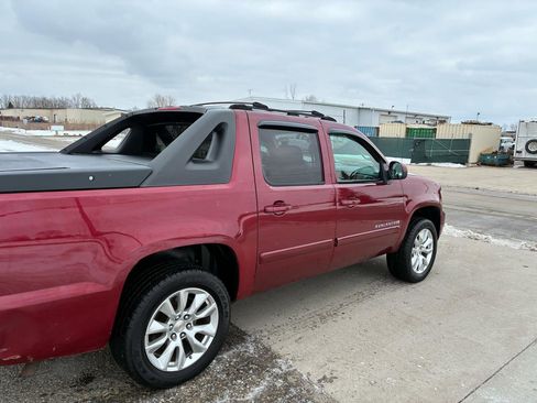 Used 2007 Chevrolet Avalanche LTZ w/ LTZ Preferred Equipment Group image 5
