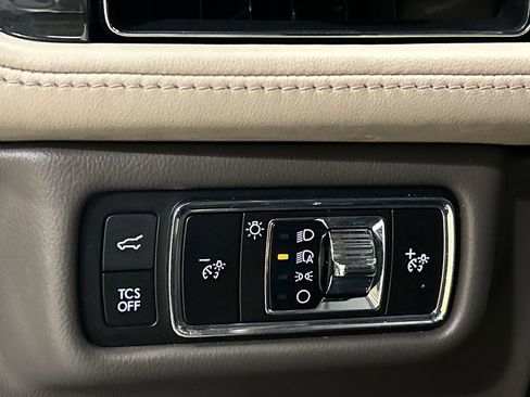 Certified 2023 Lincoln Nautilus Reserve AWD/4WD image 21