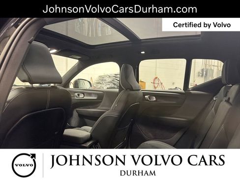Certified 2023 Volvo XC40 Recharge Ultimate image 19