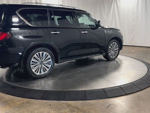 Used 2022 INFINITI QX80 Sensory w/ All-Season Package AWD/4WD image 13