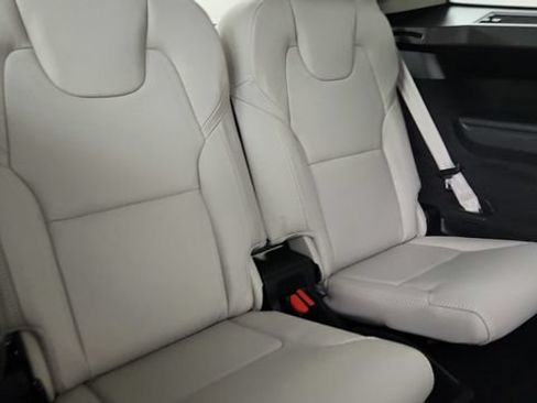 Certified 2026 Volvo XC90 B6 Ultra w/ Protection Package AWD/4WD image 35