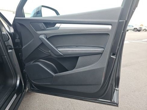 Used 2020 Audi Q5 2.0T Titanium Premium Plus image 25