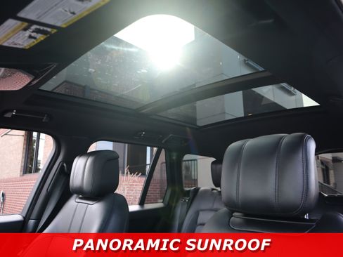 Used 2020 Land Rover Range Rover HSE AWD/4WD image 28