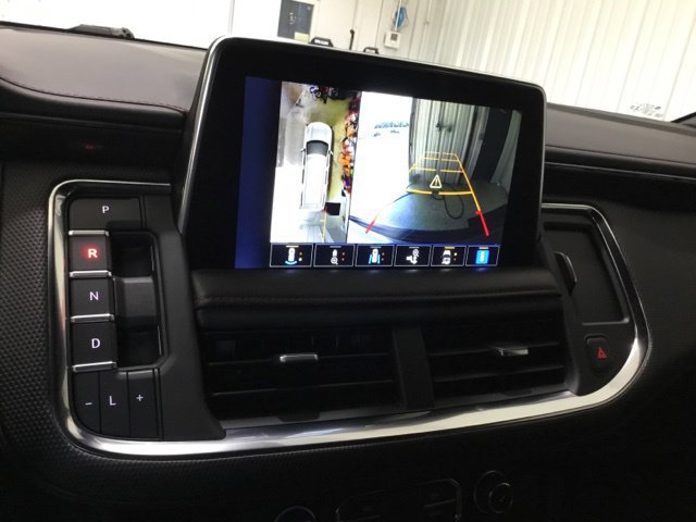 Used 2022 Chevrolet Tahoe RST w/ Luxury Package AWD/4WD image 27