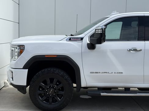 Used 2022 GMC Sierra 2500 Denali w/ Denali Ultimate Package AWD/4WD image 5