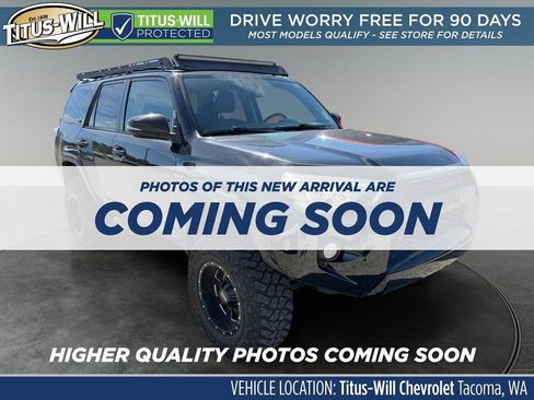 Used 2019 Toyota 4Runner SR5 AWD/4WD image 1