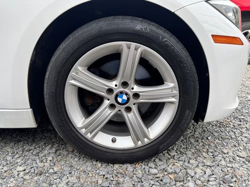 Used 2015 BMW 328i xDrive Sedan AWD/4WD image 9