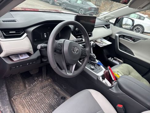 Used 2024 Toyota RAV4 Limited w/ Weather Package image 25