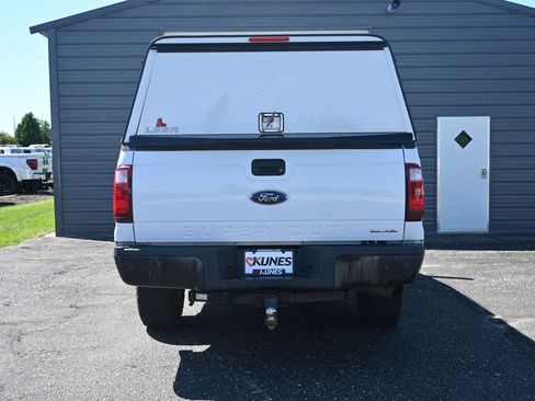 Used 2016 Ford F250 XL w/ Power Equipment Group AWD/4WD image 5