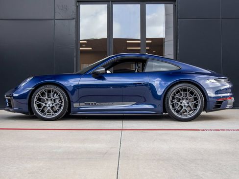 Certified 2024 Porsche 911 Carrera T RWD image 2