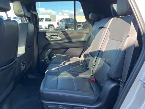 Used 2021 Chevrolet Tahoe Z71 w/ Z71 Off-Road Package AWD/4WD image 29