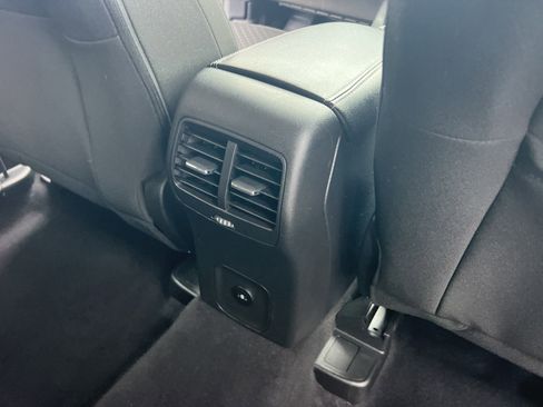 Used 2023 Ford Escape Active image 35