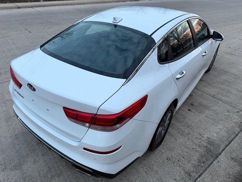Used 2020 Kia Optima LX image 6