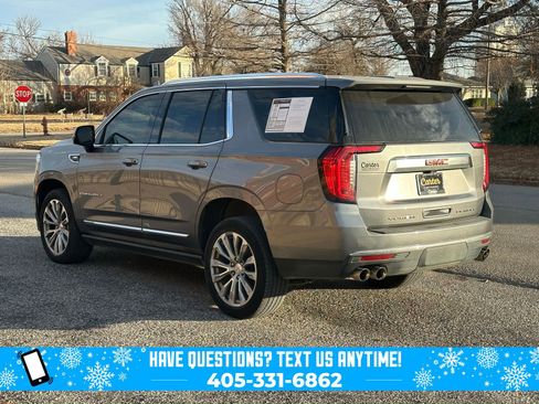 Used 2021 GMC Yukon Denali w/ Denali Premium Package image 7