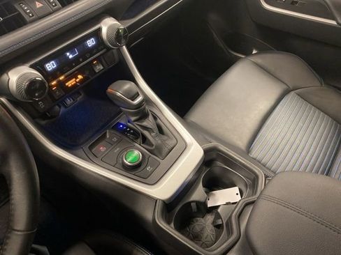 Used 2021 Toyota RAV4 XSE AWD/4WD image 14