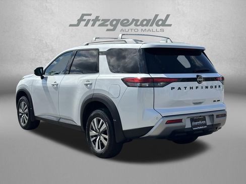 Used 2025 Nissan Pathfinder SL w/ Lighting Package (N92) AWD/4WD image 7