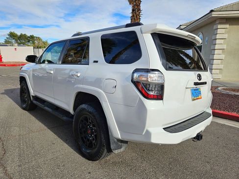 Used 2022 Toyota 4Runner SR5 image 4