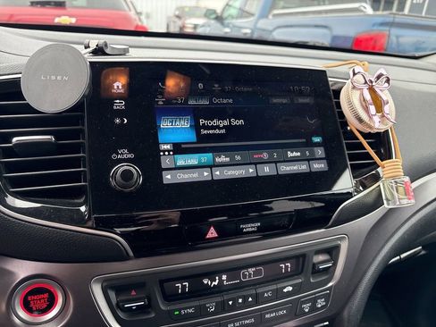 Used 2021 Honda Pilot EX-L image 16