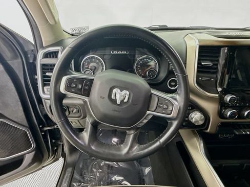 Used 2022 RAM 1500 Laramie AWD/4WD image 11