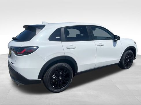 New 2026 Honda HR-V Sport image 8