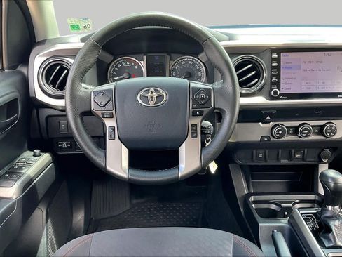 Used 2020 Toyota Tacoma SR5 RWD image 6