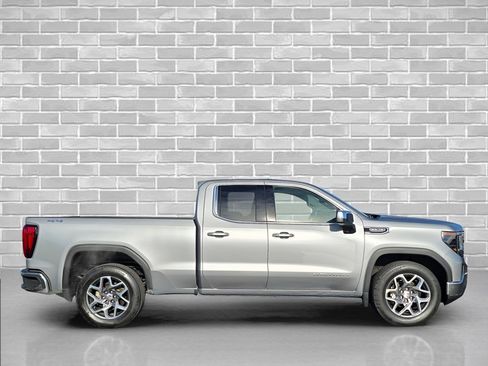 Used 2023 GMC Sierra 1500 SLE w/ Enhanced Capability Package AWD/4WD image 6
