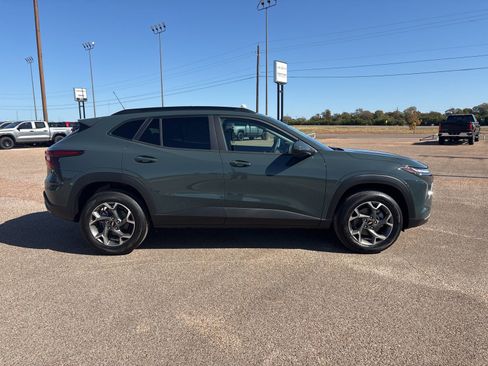 New 2026 Chevrolet Trax LT image 6