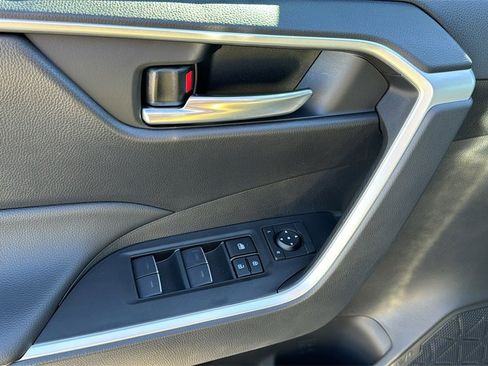 New 2025 Toyota RAV4 XLE image 15