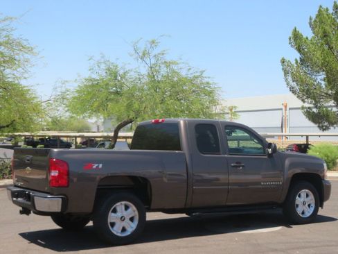 Used 2008 Chevrolet Silverado 1500 LT w/ Power Pack Plus RWD image 6