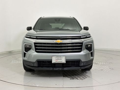Used 2024 Chevrolet Traverse LT AWD/4WD image 6