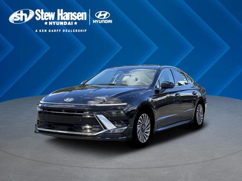 New 2026 Hyundai Sonata Limited FWD image 1